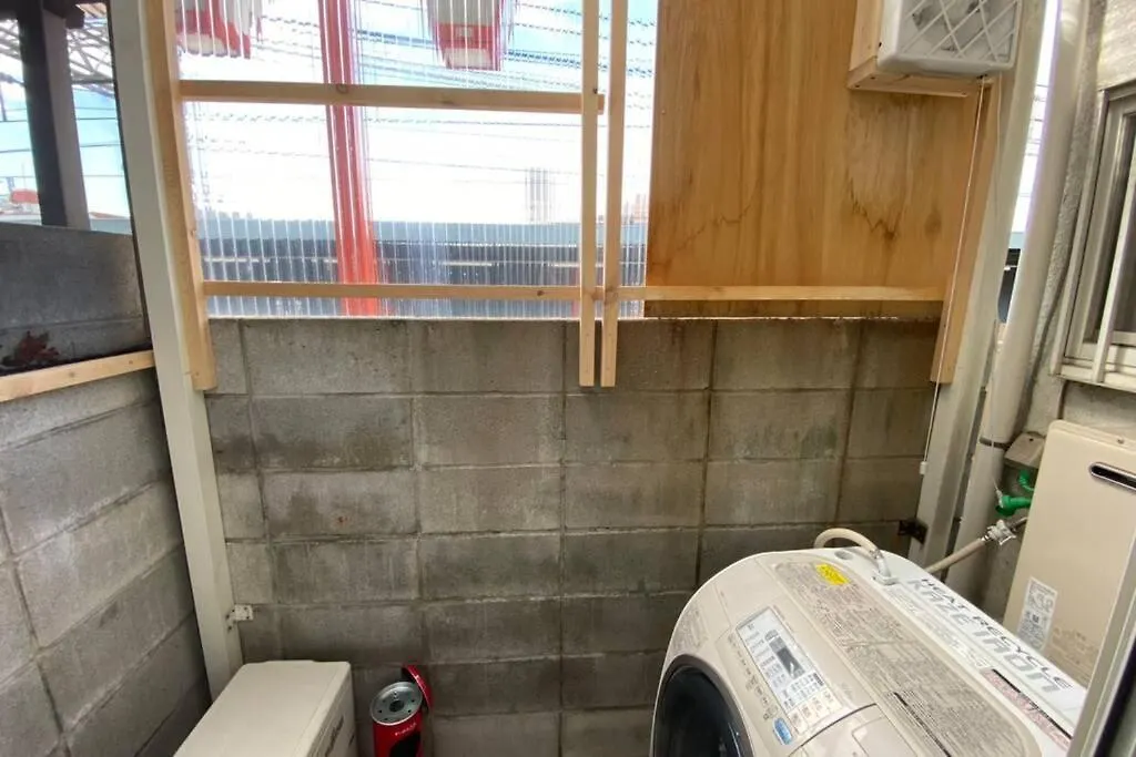 Apartment Ferienwohnung ㉒オープンセール 伏見稲荷駅から徒歩2分 無料wi-Fi 最大9名 Kyōto Japan