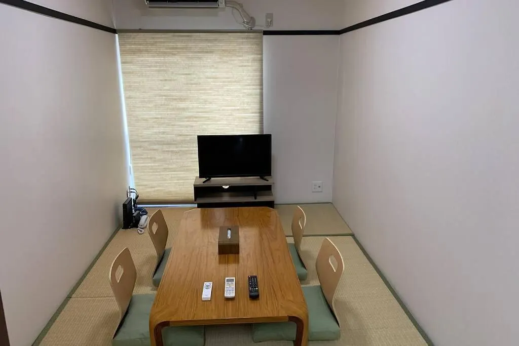 Apartment Ferienwohnung ㉒オープンセール 伏見稲荷駅から徒歩2分 無料wi-Fi 最大9名 Kyōto
